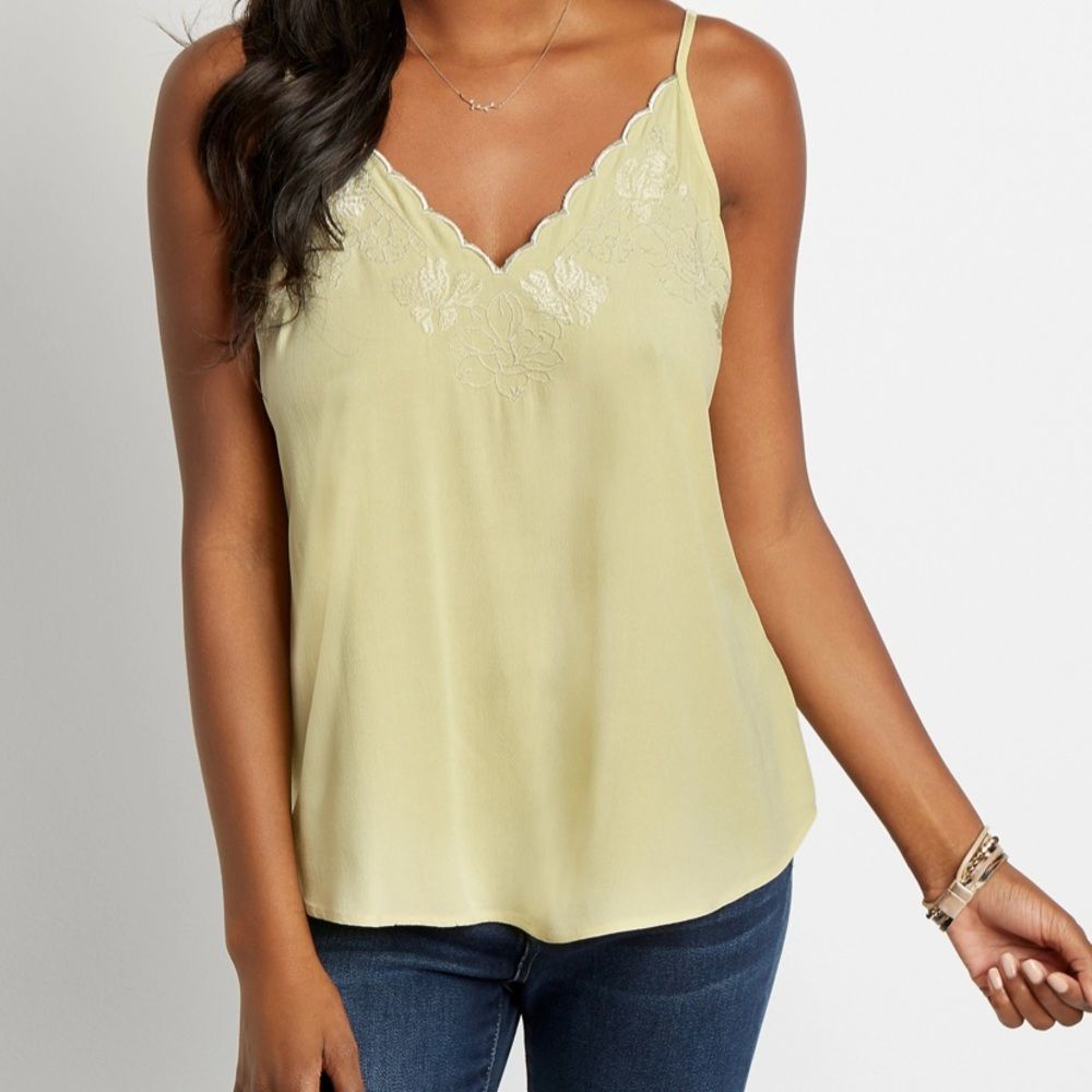 MAURICES Yellow & Silver Embroidered Metallic Scalloped Neckline Cami Size XS
